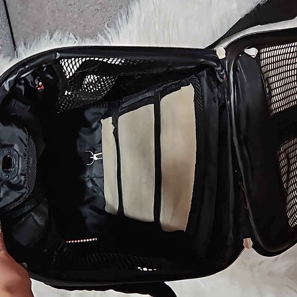Small  Pet Carrier - Picture 9 of 9